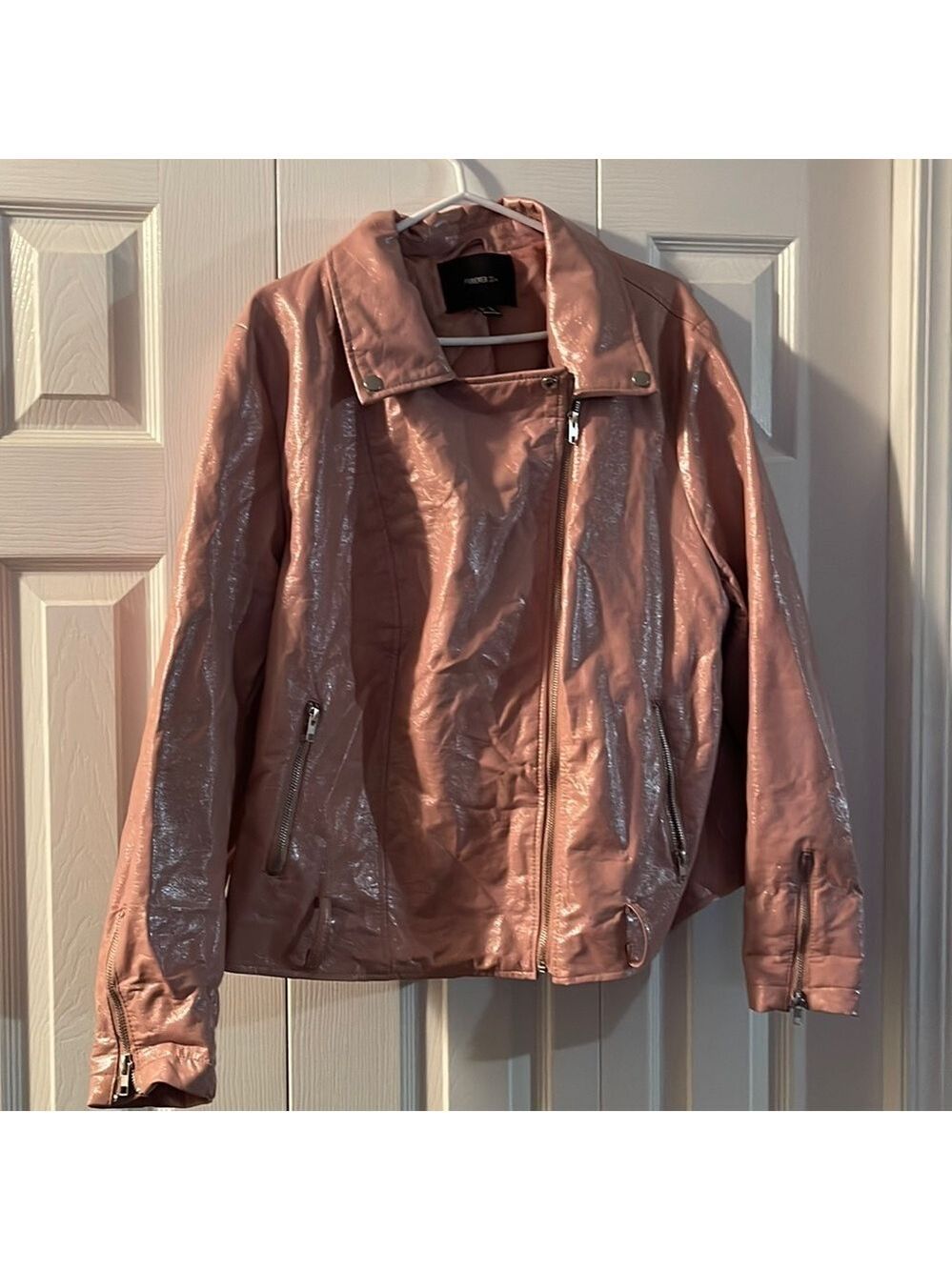 Forever 21 jacket with belt size 3X🥰🥰